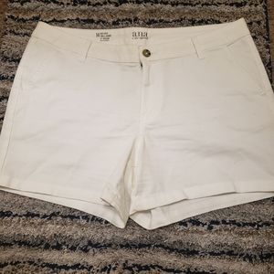 White twill Shorts
